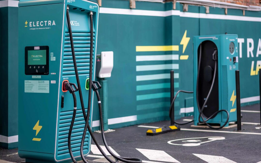 Voiture électrique: quatre spécialistes européens de la recharge rapide s’allient pour sauver leur modèle économique