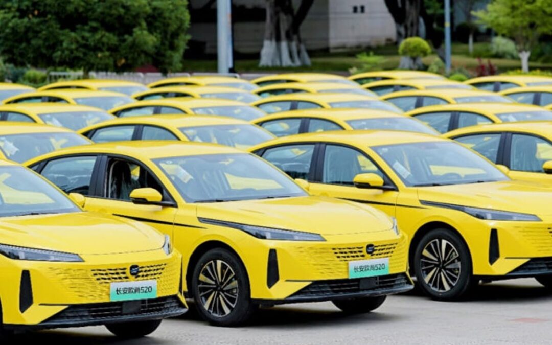 Batteries interchangeables, le géant chinois CATL ouvre la voie